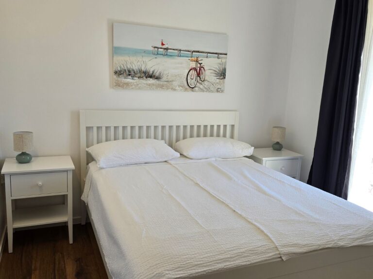 villa-castelana-three-bedroom-apartment 1