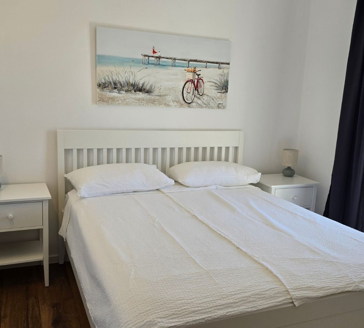 villa-castelana-three-bedroom-apartment 1