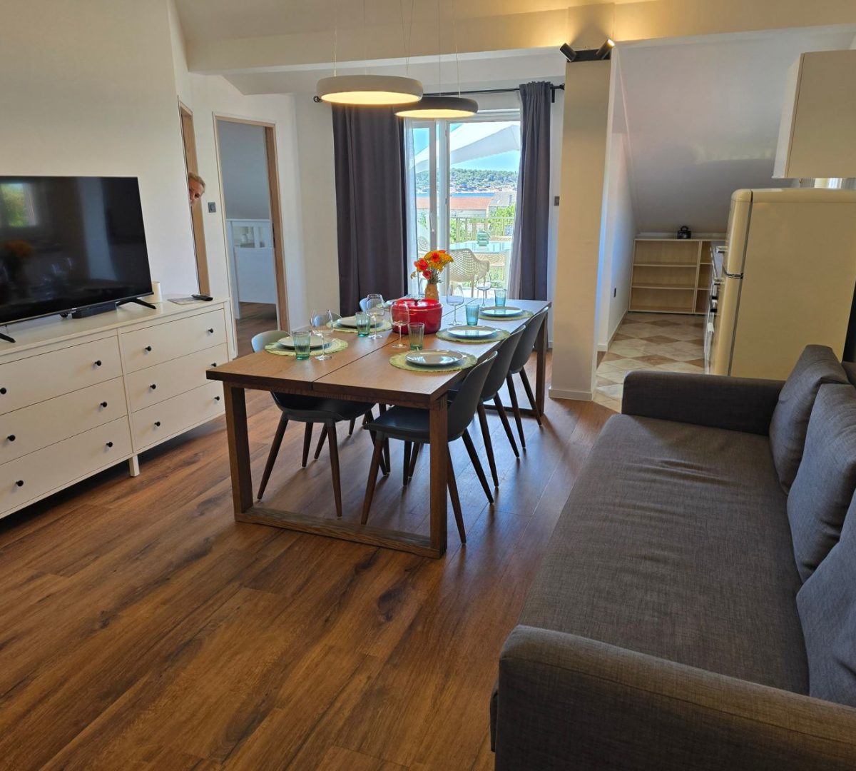 villa-castelana-three-bedroom-apartment 2