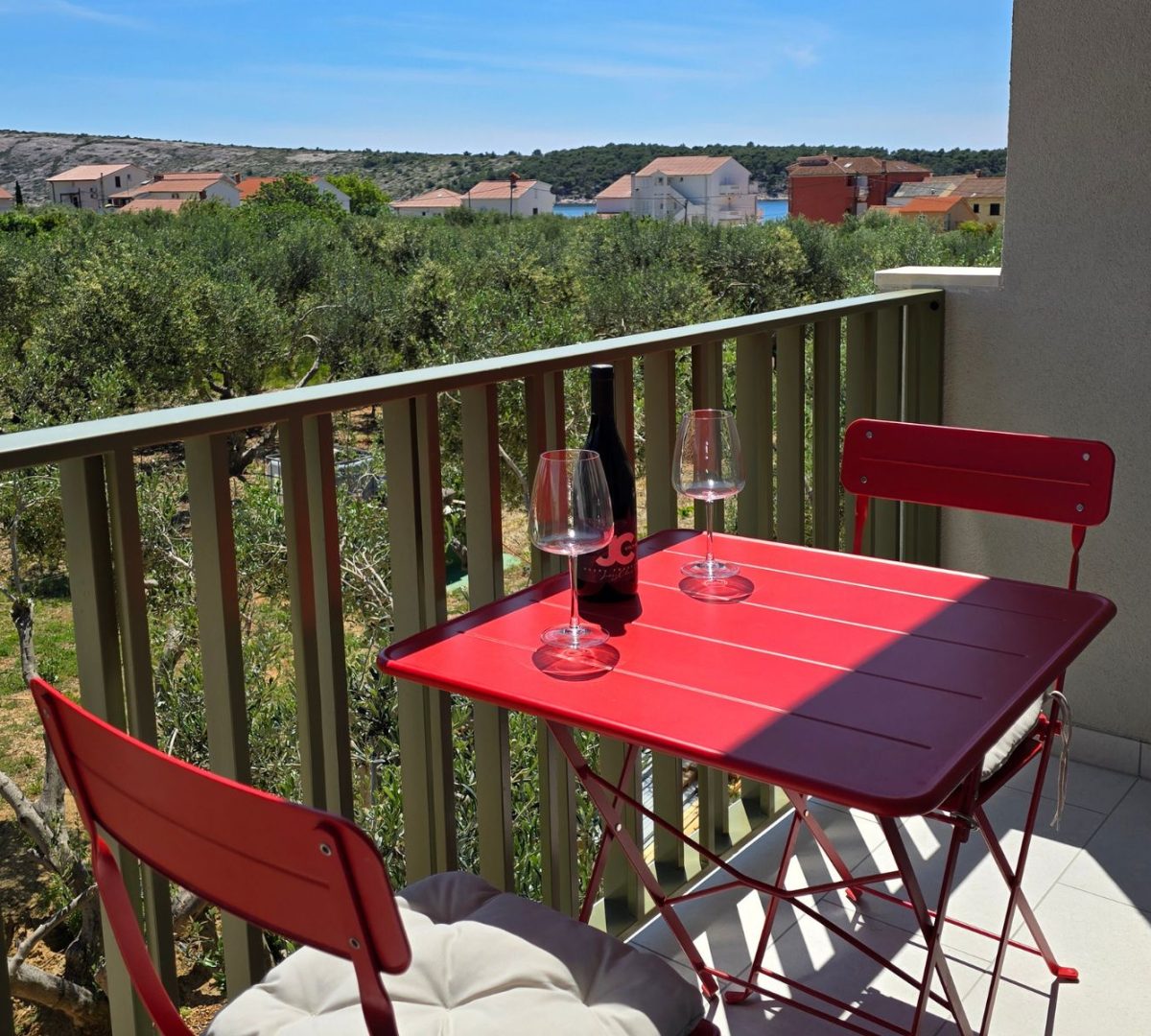 villa-castelana-two-bedroom-apartment (3)